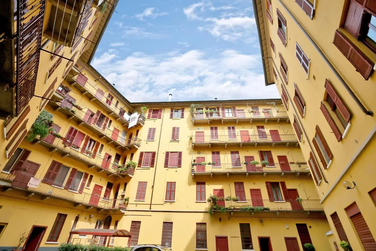 Appartamento Cenisio brilliant flat Milano Italia